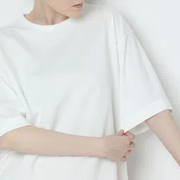 Vero Moda Women V-Neck Pockets T-shirt image 2