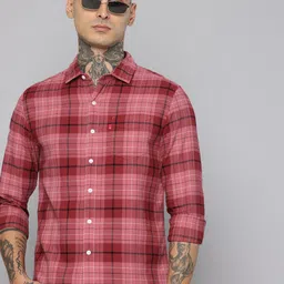 Levis Pure Cotton Slim Fit Checked Casual Shirt-image-30
