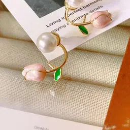 ONUYX Circular Ear Cuff Earrings image 3