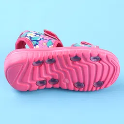 Cute Walk by Babyhug Velcro Closure Sandals with Floral Print - Dark Pink image 5