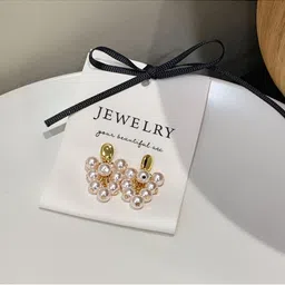 DIVASTRI Geometric Drop Earrings-picture-18