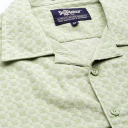 Roadster Men Relaxed Fit Self-Checked Cuban Collar Cotton Casual Shirt image 2