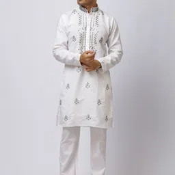 Aesthelia Men Ethnic Motifs Embroidered Regular Thread Work Kurta with Trousers-picture-19