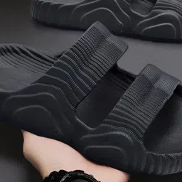 Feel alive Men Set Of 3 Ultra-Comfortable Lightweight Flip Flops image 2