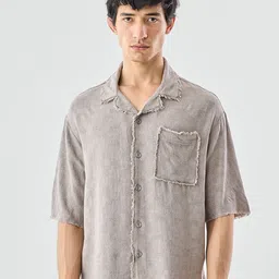 Snitch Men Relaxed Fit Textured Cuban Collar Casual Shirt image 2