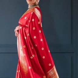 FASHIONIZO Woven Design Zari Silk Blend Handloom Saree image 2