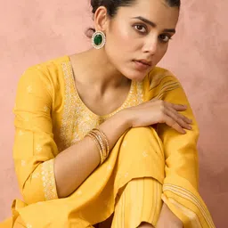 HRITIKA Ethnic Motif Embroidered Patchwork Kurta with Trousers & Dupatta image 2