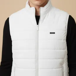 AR-FIT Men Lightweight Puffer Jacket image 4