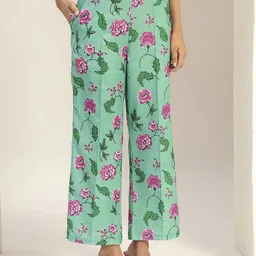 Bani Women Green Printed With V-Neck Casual Tunic With Trouser Co-Ords Set image 2