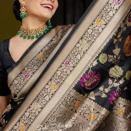 CaniBani Floral Zari Silk Blend Handloom Banarasi Saree image 5