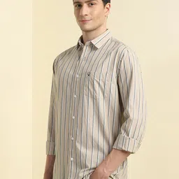Allen Solly Men Slim Fit Opaque Striped Casual Shirt image 4