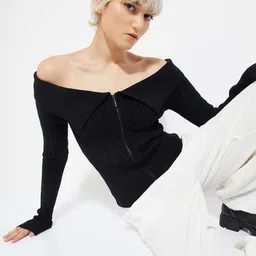 max Women Colourblocked Crop Open Front Jacket image 3