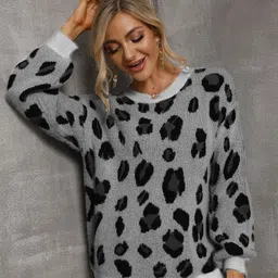 StyleCast Women Animal Printed Pullover-image-16