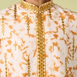 Diwas by Manyavar Men Dyed Regular Mirror Work Kurta with Trousers image 4