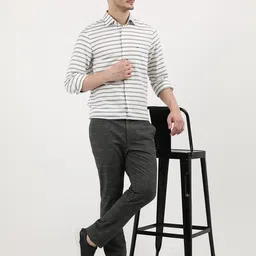 Tommy Hilfiger Men Checked Chinos Mid-Rise Trousers image 5
