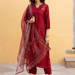 Nehamta Women Floral Printed Regular Sequinned Kurta with Trousers & With Dupatta image 5
