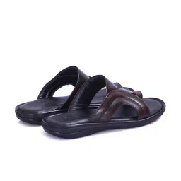 Auserio Men Round Toe Textured Sandals image 5