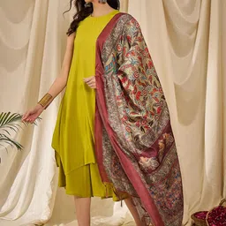 InWeave Women Regular Kurta with Palazzos & With Dupatta-image-0