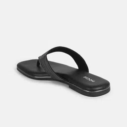 Mochi Women Printed T-Strap Flats image 4