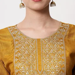 vredevogel Women Silk Blend Kurta Pant Dupatta Set image 4