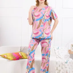 Quira Pink Printed Regular T-Shirt and Pyjama image 2