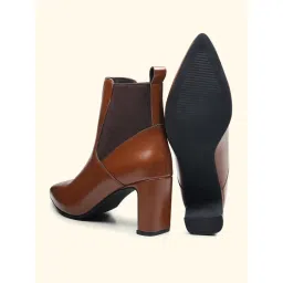 Yoho Women Boot 101 Brown Chelsea Boots image 2