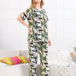 Quira Green Printed Regular Shirt and Pyjama image 2