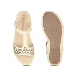 Hush Puppies Women Beige Ankle Strap Sandals image 4