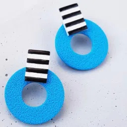VMA PLAY FASHION Geometric Drop Earrings image 1