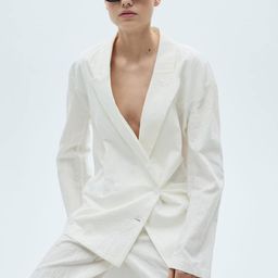 MANGO Cotton-Linen Wrinkle Effect Double-Breasted Casual Blazer-picture-5