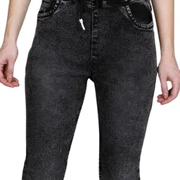 NEUNK Women Comfort Straight Fit Mid-Rise Light Fade Stretchable Jeans image 2
