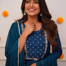 ATOXIC Women Viscose Rayon Kurta Sets image 5