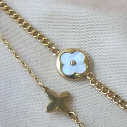 DressBerry Gold-Plated Clover Two Line Wraparound Bracelet image 2