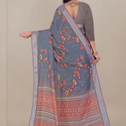 PAYAL CREATION Floral Printed Pure Georgette Saree with Blouse Piece image 3
