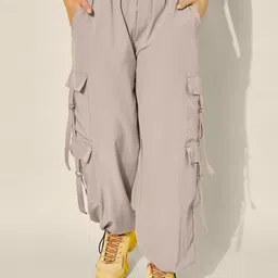 QIOA Women Relaxed Loose Fit Cargo Styles Joggers-image-59