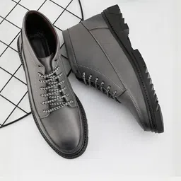 REAL BLISS FOOTWEAR Men Chelsea Boots-image-3