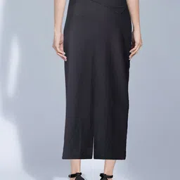Selvia Round Neck Sleeveless Top With Skirt image 3