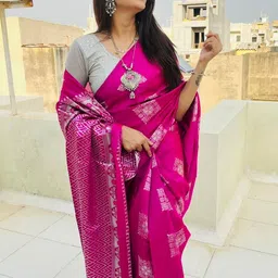CaniBani Woven Design Zari Silk Blend Handloom Banarasi Saree image 3