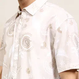 HIGHLANDER Men Floral Opaque Printed Casual Shirt image 5