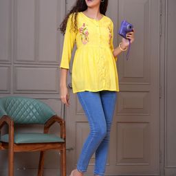 BAESD Women Print Round Neck Woollen Top-picture-6