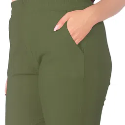 deepa Pack of 2 Women Skinny Fit Black, Light Green Cotton Blend Trousers image 5