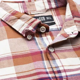 the bear house Men Slim Fit Checkered Button Down Collar Casual Shirt image 2