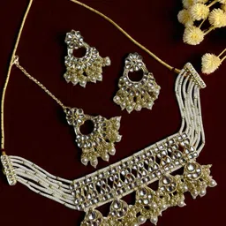 Anouk Gold Plated Off White Choker Necklace set image 4