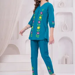 JC4U Printed V-Neck Pure Cotton Tunic With Trousers-picture-28