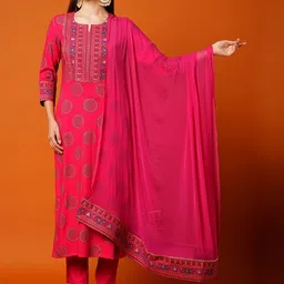 QUEENSFAB Women Ethnic Motifs Printed Regular Sequinned Kurta with Trousers & With Dupatta image 3
