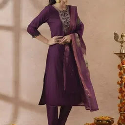 Women Basket Women Ethnic Motifs Embroidered Regular Thread Work Kurta with Trousers & With Dupatta image 4