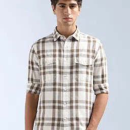 Flying Machine Men Slim Fit Buffalo Checked Spread Collar Pure Cotton Casual Shirt-picture-26