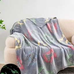 Butterthief Grey & Pink Cartoon Characters Fleece AC Room 210 GSM Single Bed Blanket-image-73