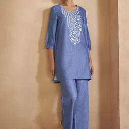 Anouk Embroidered Round Neck Top With Trousers Co-Ords image 5