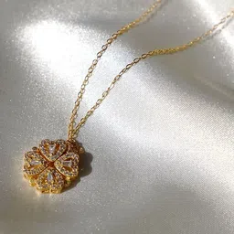 DressBerry Women Gold-Plated Necklace with Lobster Closure image 2